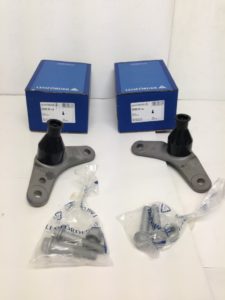 ＢＭＷミニ　R50/R53　フロントロアアームインナーボールジョイント　左311106779437  右31106779438