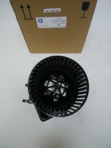 BMWミニ　R56　エアコンブロアーモーター　64113422645