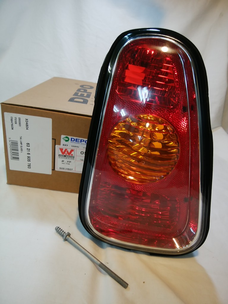 BMWミニ パーツ R50(前期) テールランプ 左 63216935783