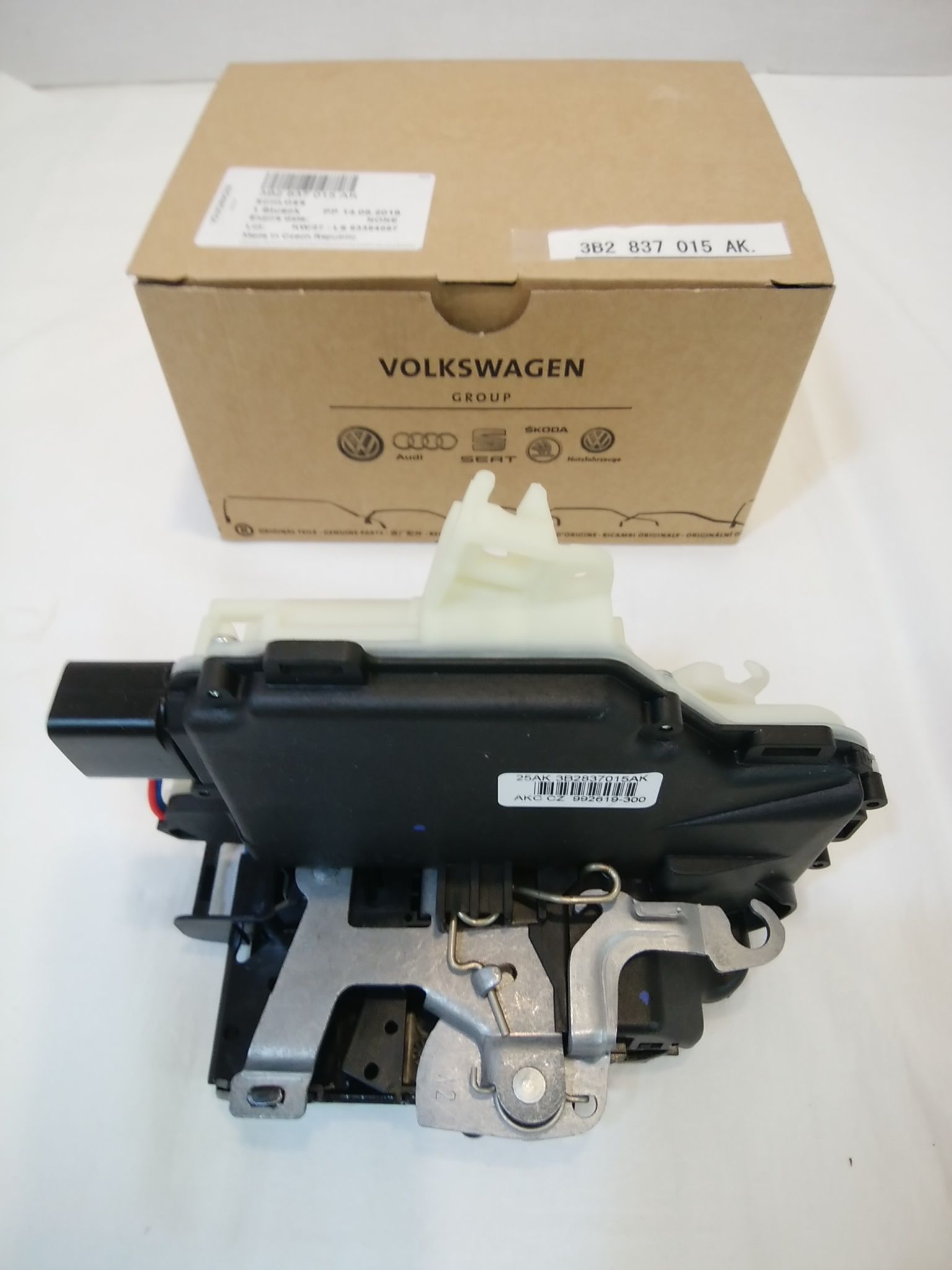 フォルクスワーゲンパーツ 通販 フロントドアロック RHD/LH