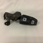 アルファロメオ 156 トランク＆フェーリッドオープナーハンドル 右ハンドル 156018585