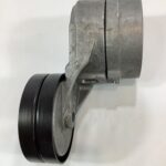 オペル オメガA ドライブベルトテンショナー 生産中止品 1340532