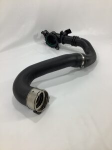 ルノー カングーⅡ インタークーラーダクト 144634570R