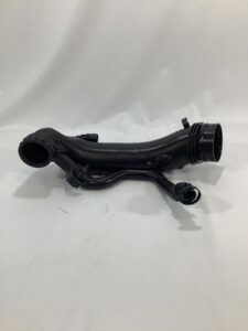 プジョー 508SW インテークパイプ 9811909980