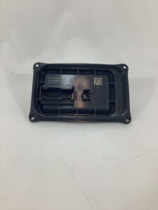 ベンツ GLA200d(W247) ヘッドライトコントロールユニット 左 2139007839